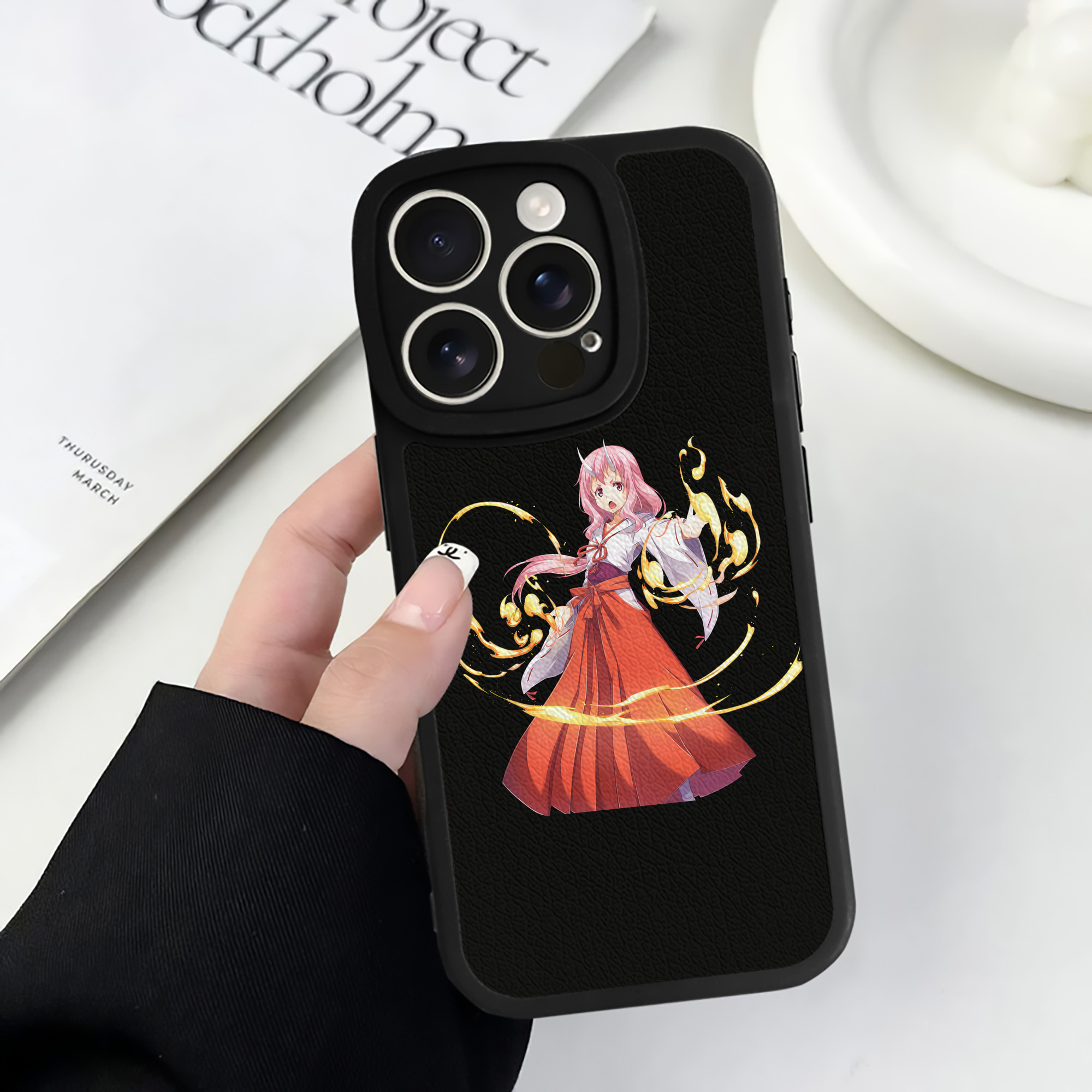 （画像用） 転スラ Regarding Reincarnated to Slime 【iPhone 16シリーズ対応】シリコンスマホケース（レザー調） 材質：シリコン